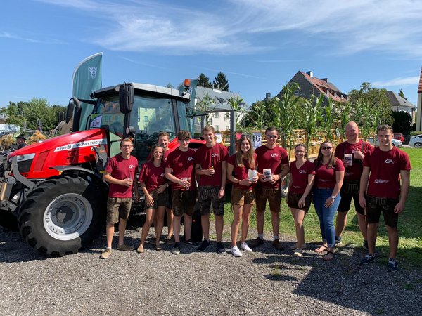Landhausfest mit Erntedankumzug
