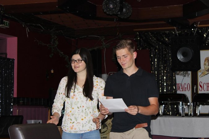 Versammlung mit Melken